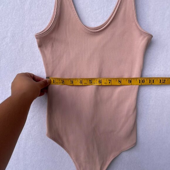Abercrombie and Fitch Soft A&F Collection Pink Ribbed Thong Bodysuit Size XS - Picture 7 of 8